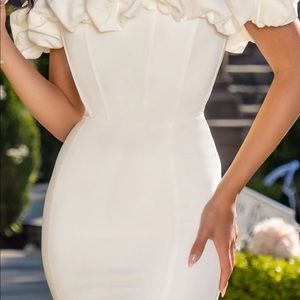 Gorgeous bridal/wedding dress - new club London